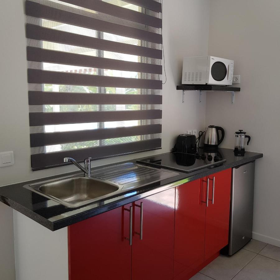 Le Tiki Rouge Villa Punaauia  Luaran gambar